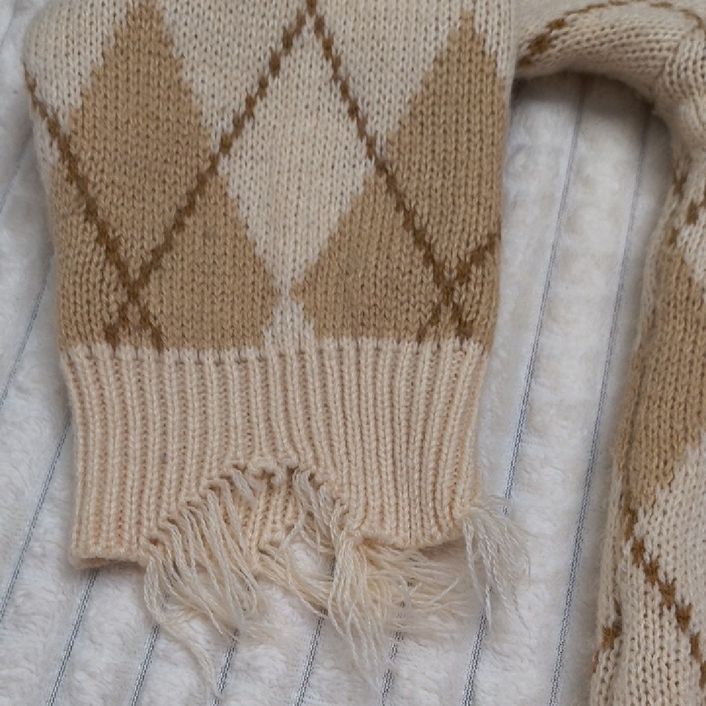 Distressed Beige Argyle Sweater XL Y2K Blokecore Whimsygoth - Picture 8 of 12
